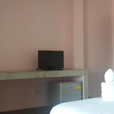 Nalin Place Ρανόνγκ Εξωτερικό φωτογραφία