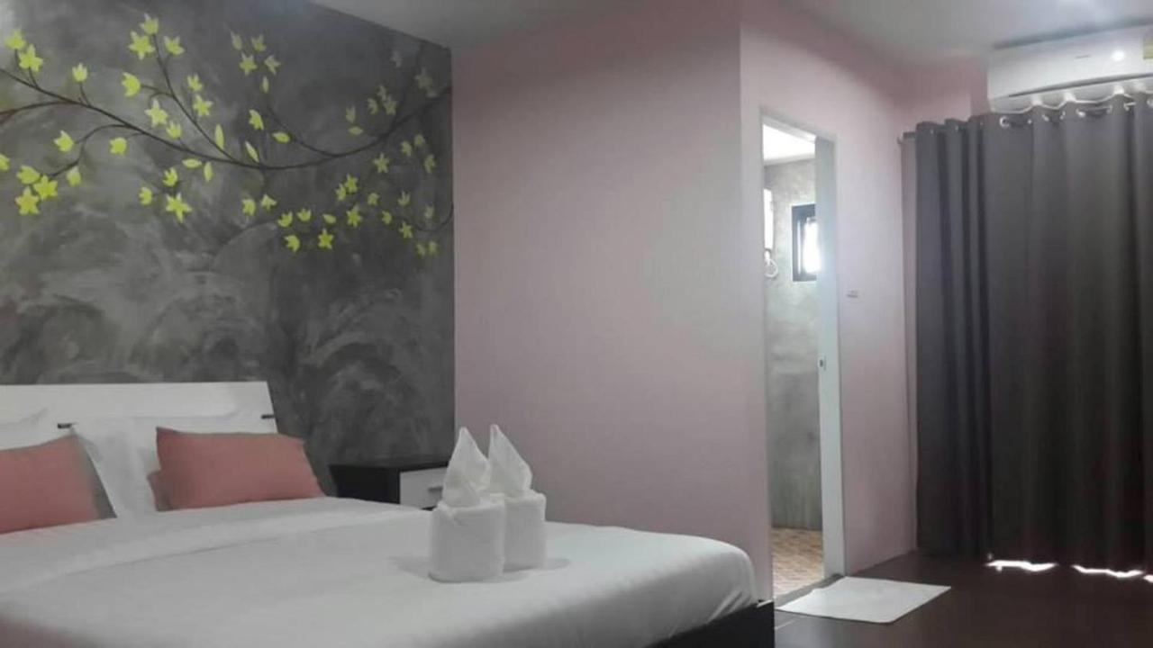 Nalin Place Ρανόνγκ Δωμάτιο φωτογραφία