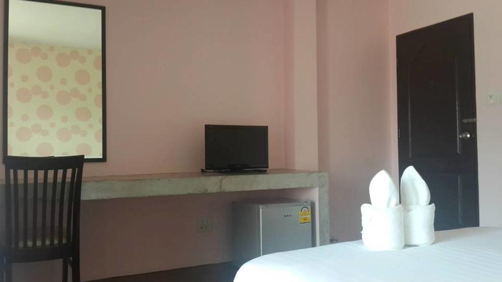Nalin Place Ρανόνγκ Εξωτερικό φωτογραφία
